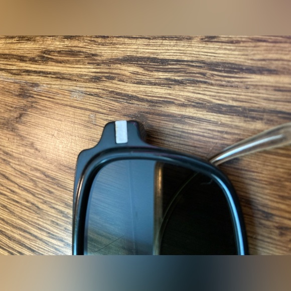 Rare Prada Wayfarer Sunglasses, Black Frame/Olive Lens, Made in Italy - Picture 6 of 9